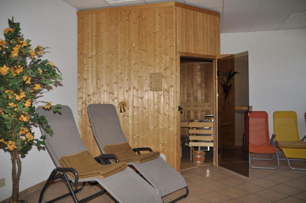 Rennsteighotel Herrnberger Hof Neuhaus am Rennweg Kültér fotó