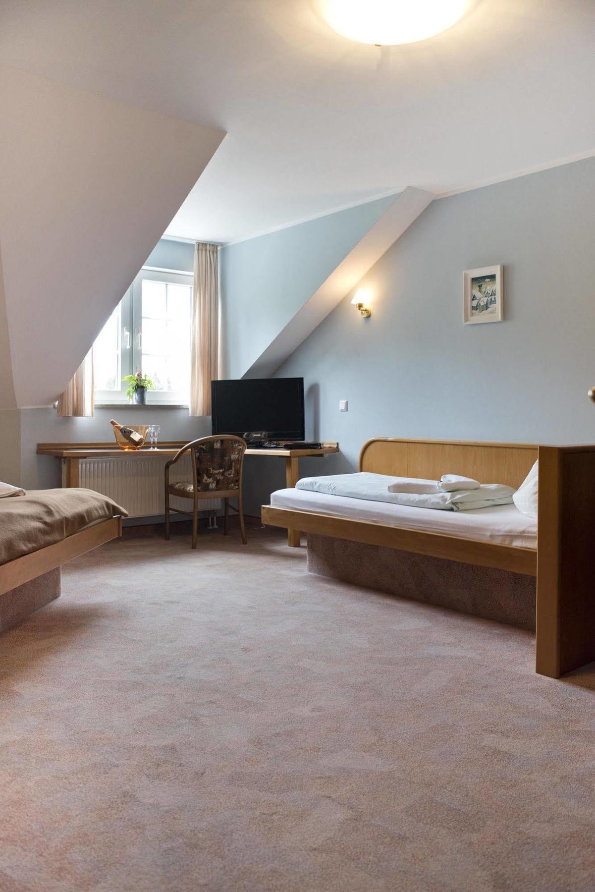 Rennsteighotel Herrnberger Hof Neuhaus am Rennweg Kültér fotó